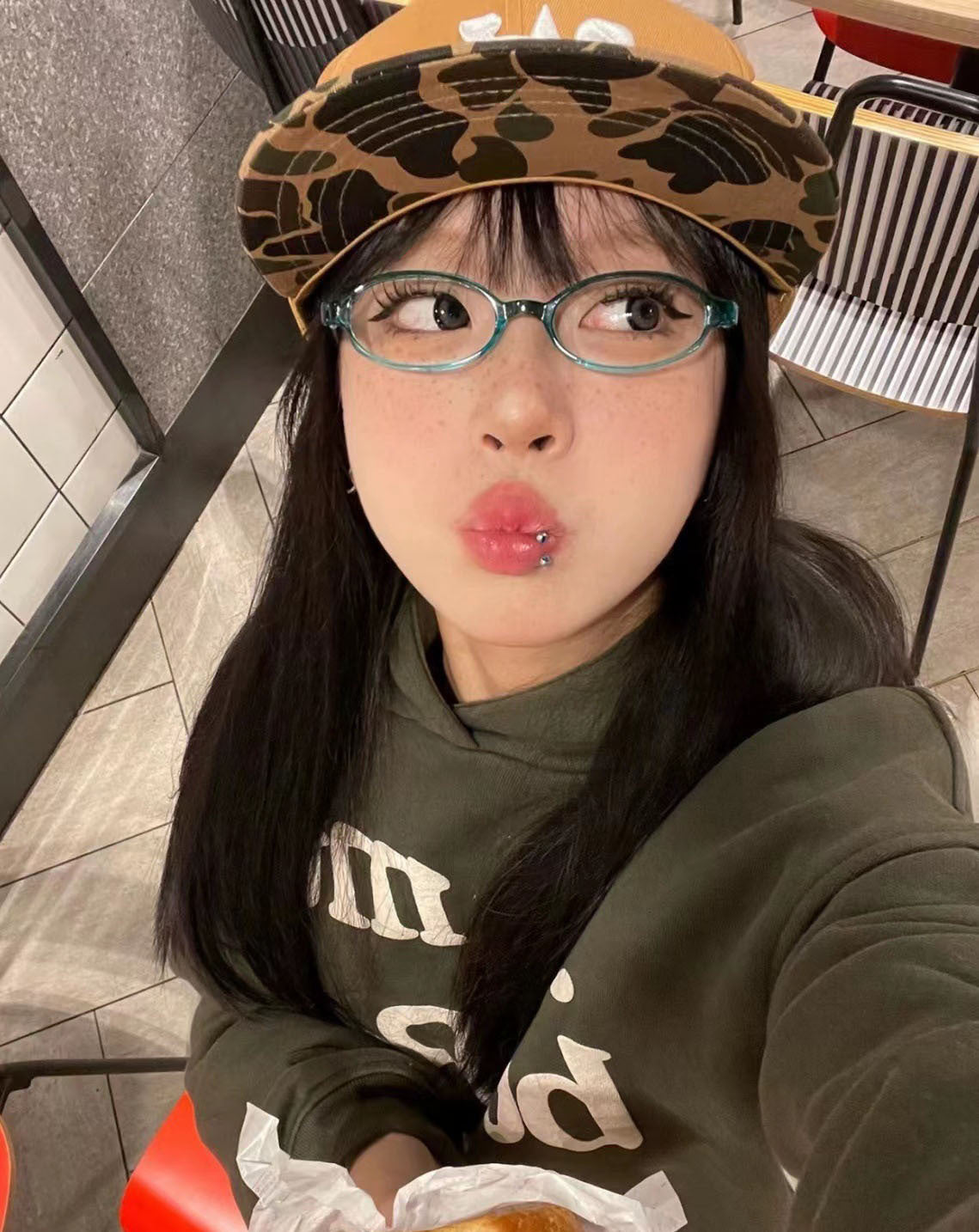 Retro Small Frame Hot Girl Glasses Frame Student Anti-blue Light Glasses