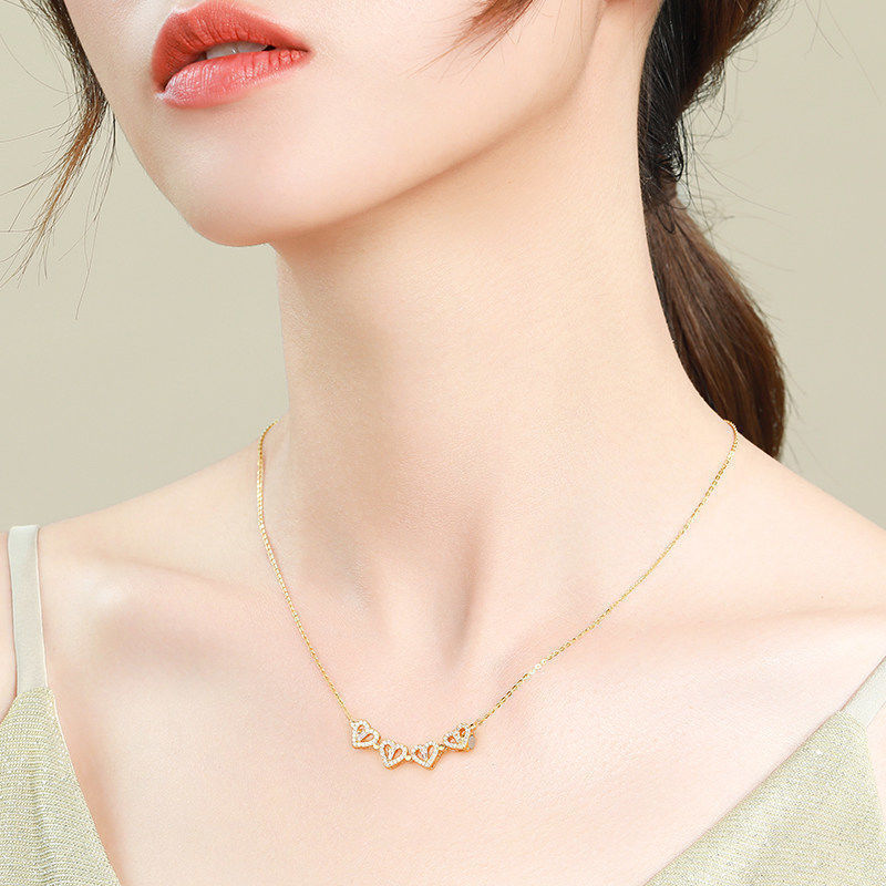 Retro Magnetic Folding Heart-Shaped Four-Leaf Clover Necklace - 4-in-1 Versatile Design