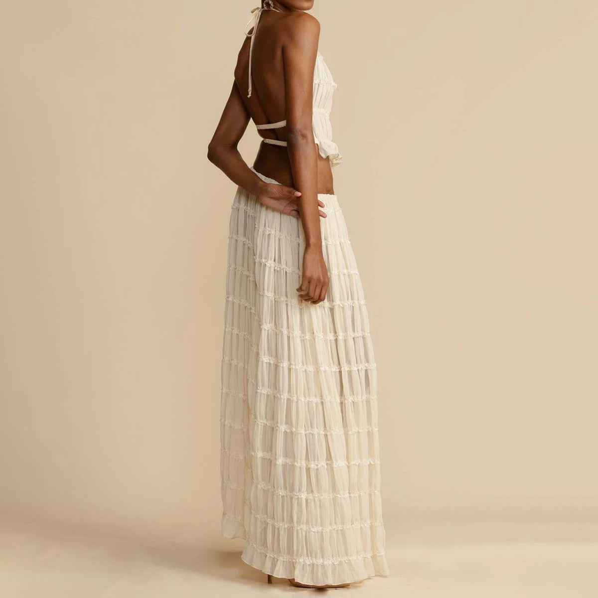Sexy 2-Piece Backless Halter Crop Top & Oversized Pleated Maxi Skirt – High Waist Summer Dress Set in White or Yellow