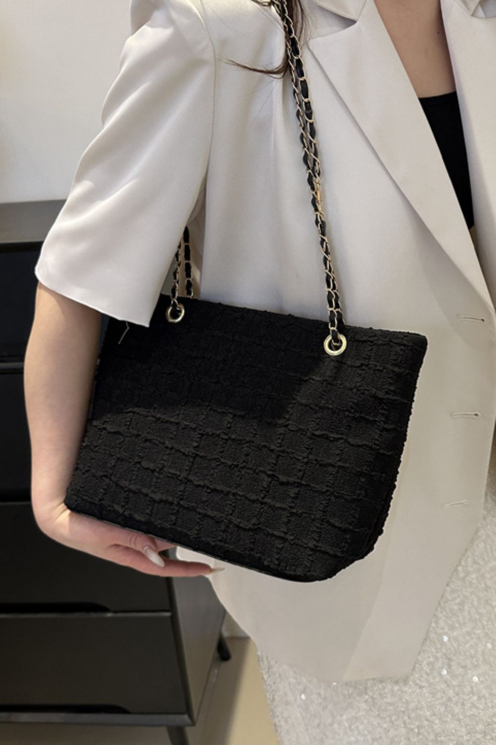 Textured Polyester Chain Tote Bag – Medium Shoulder Handbag for Everyday Style