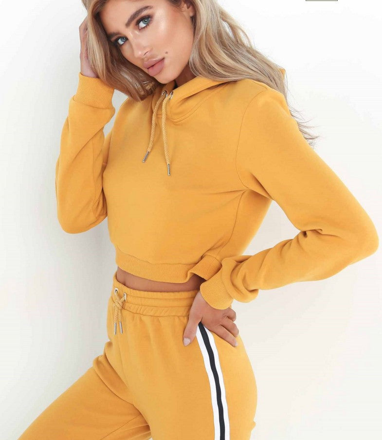 Summer Breeze Fashion Crop Hoodie: Stylish Comfort for Women