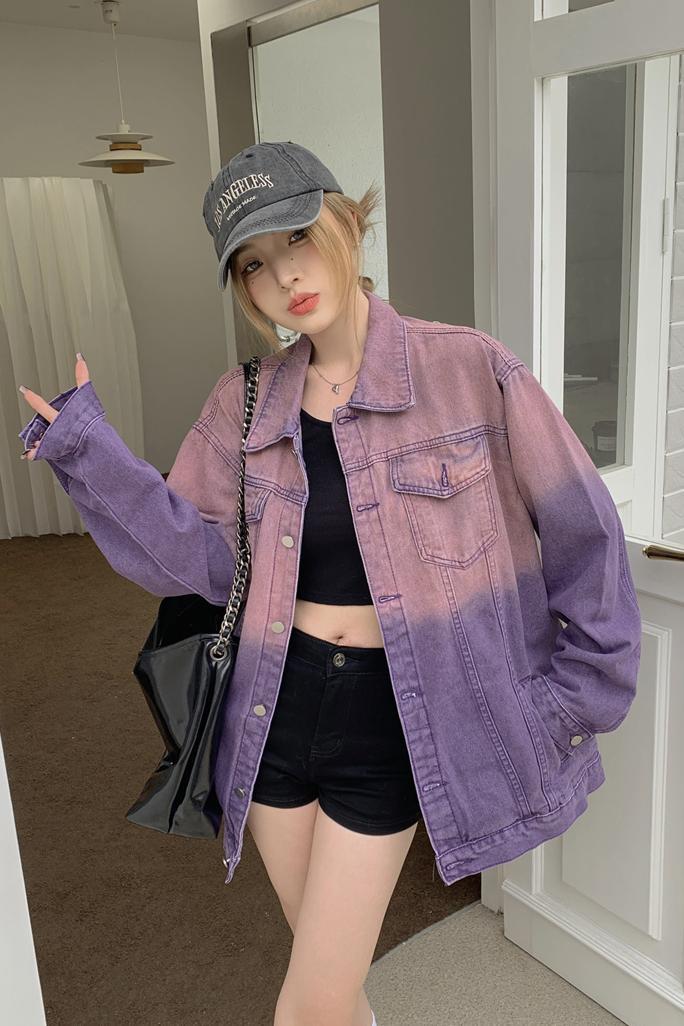 Fashionable Ombre Denim Jacket: Unique Fashion Statement