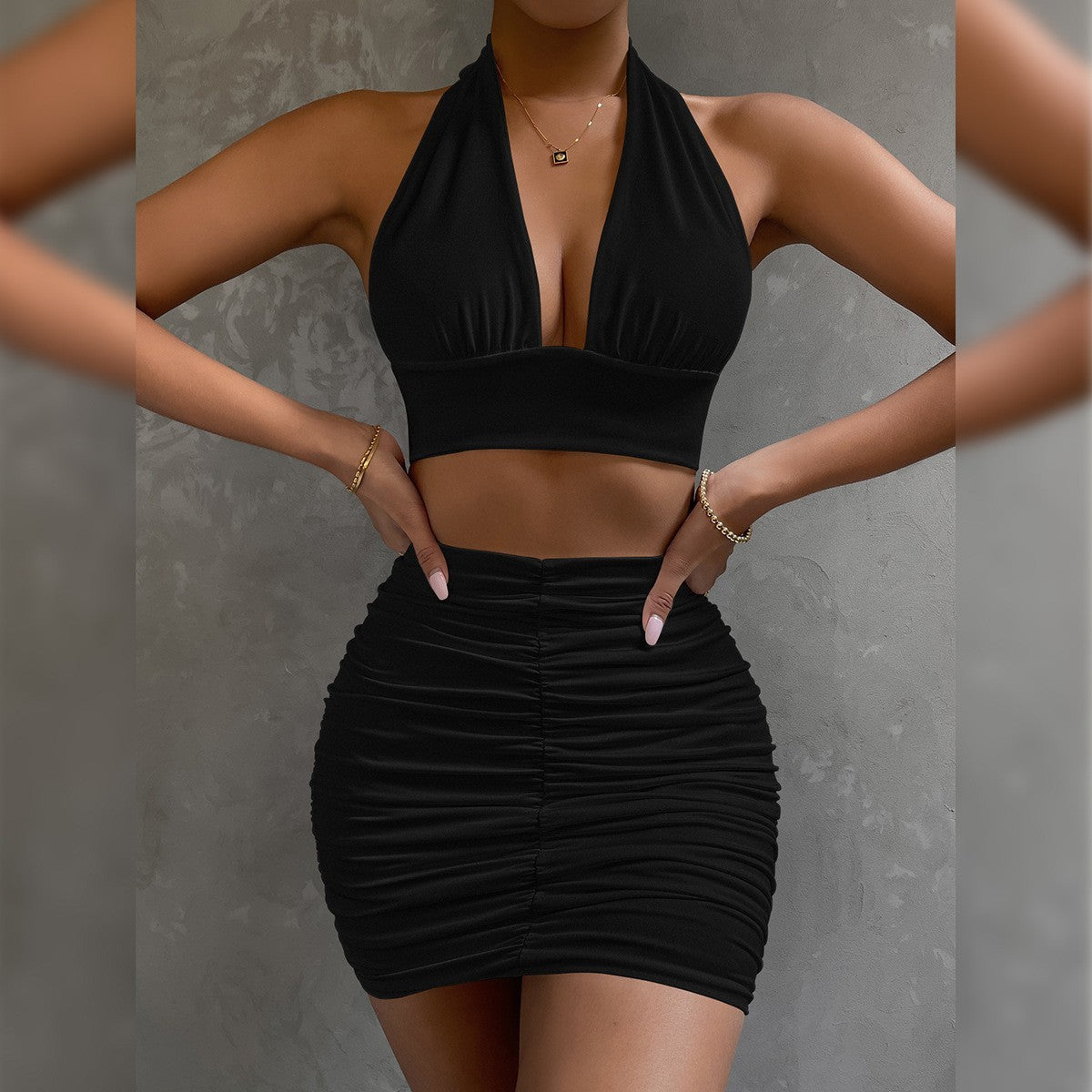 2-Piece Halter Lace-Up Crop Top & Pleated Mini Skirt Set – Hip-Hugging Women’s Dress Suit in Black, White, or Green