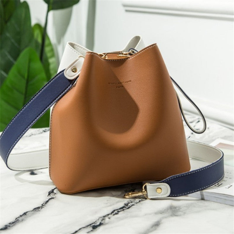 Bucket bag