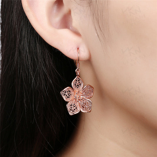 Rose Gold Vintage Earrings – Timeless Fashion Trend