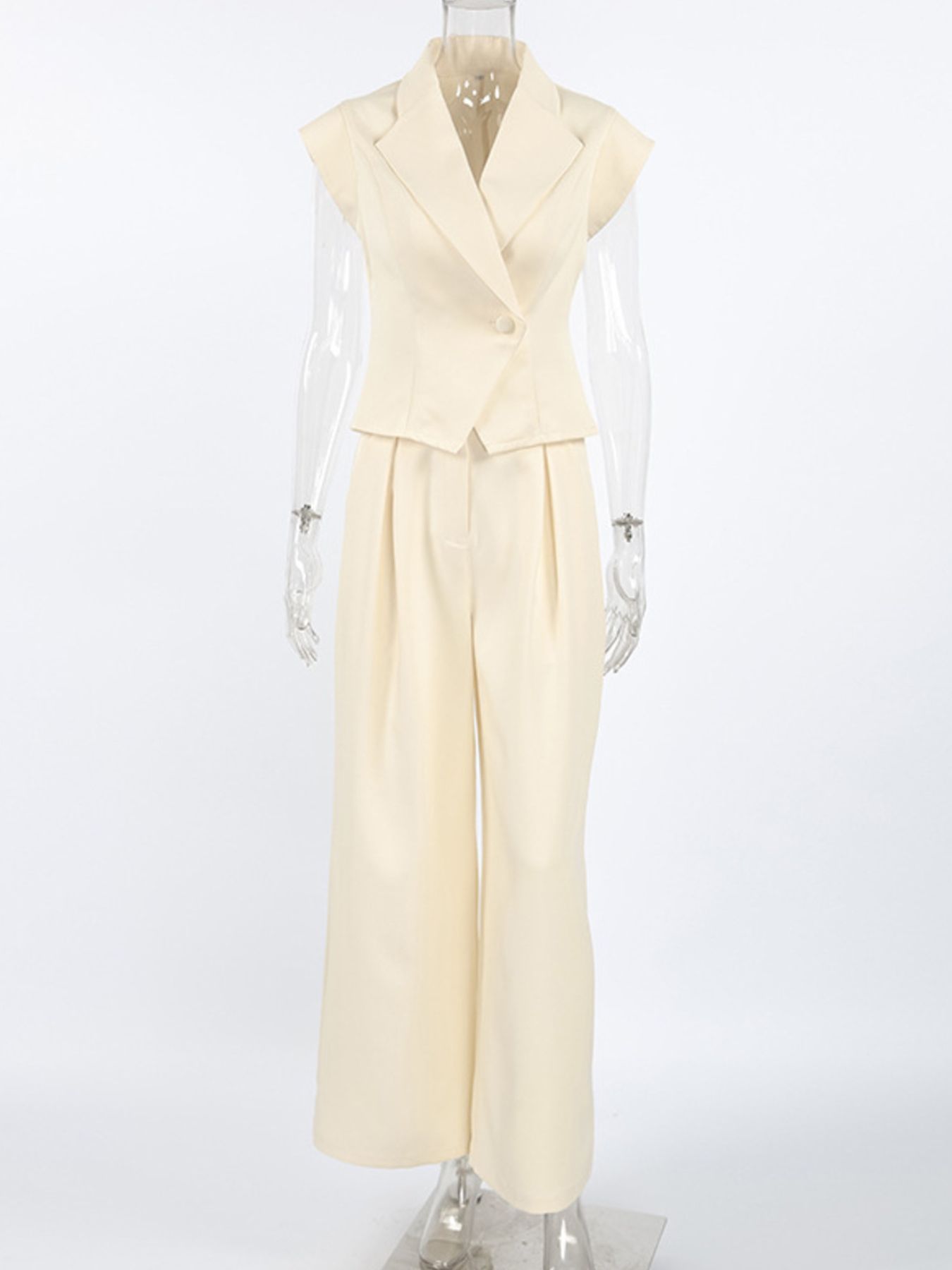 6075df55-e158-4162-ada7-642bd8fdcfcc-Max