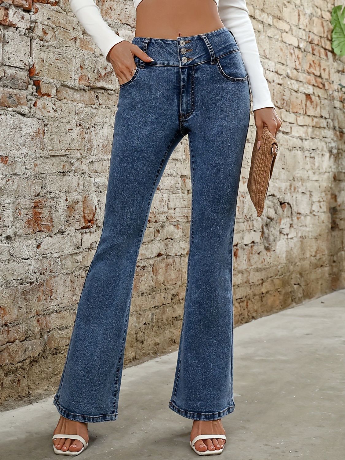 Bootcut Jeans with Pockets – Slight Stretch High-Rise Denim for Women